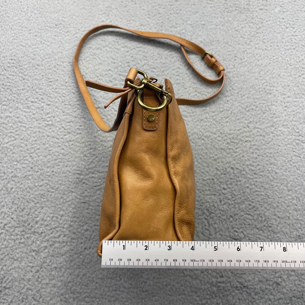 American Leather Co. warm tan leather shade Holton Crossbody Handbag Purse Bag - Picture 3 of 15